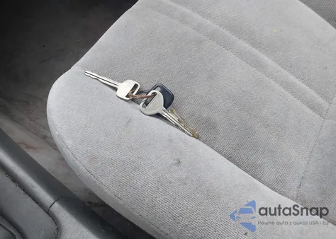 1998 Toyota Camry Le from USA, damaged, VIN JT2BG22K3W0254060